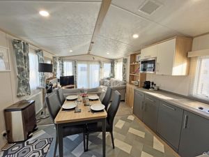 Living- click for photo gallery